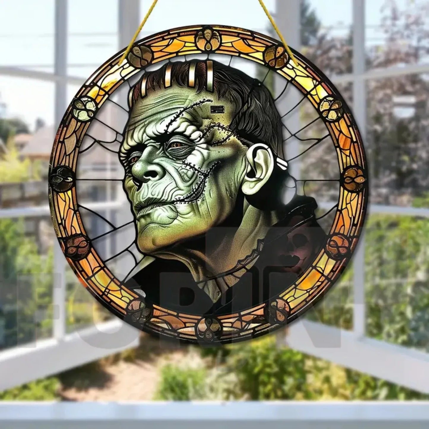 Horror Theme Stained Window Hanging Sun Catcher,Round Acrylic Translucent Sign,Halloween Decor for House,bar,Porch,Patio Garden