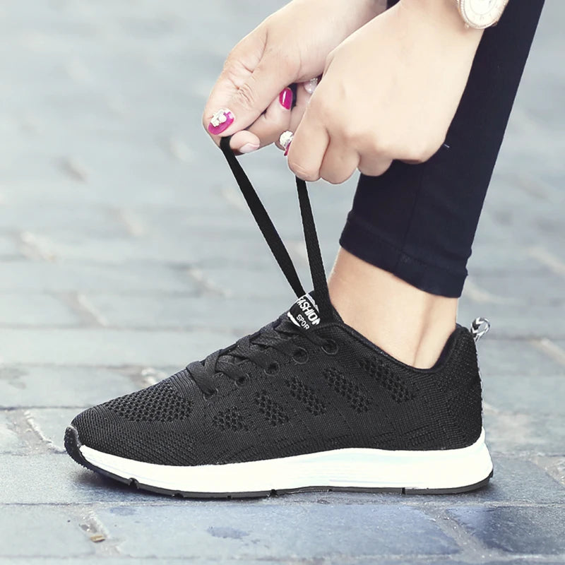 Women’s Mesh Breathable Sneakers – Lightweight Casual Vulcanized Shoes for Summer & Everyday Wear