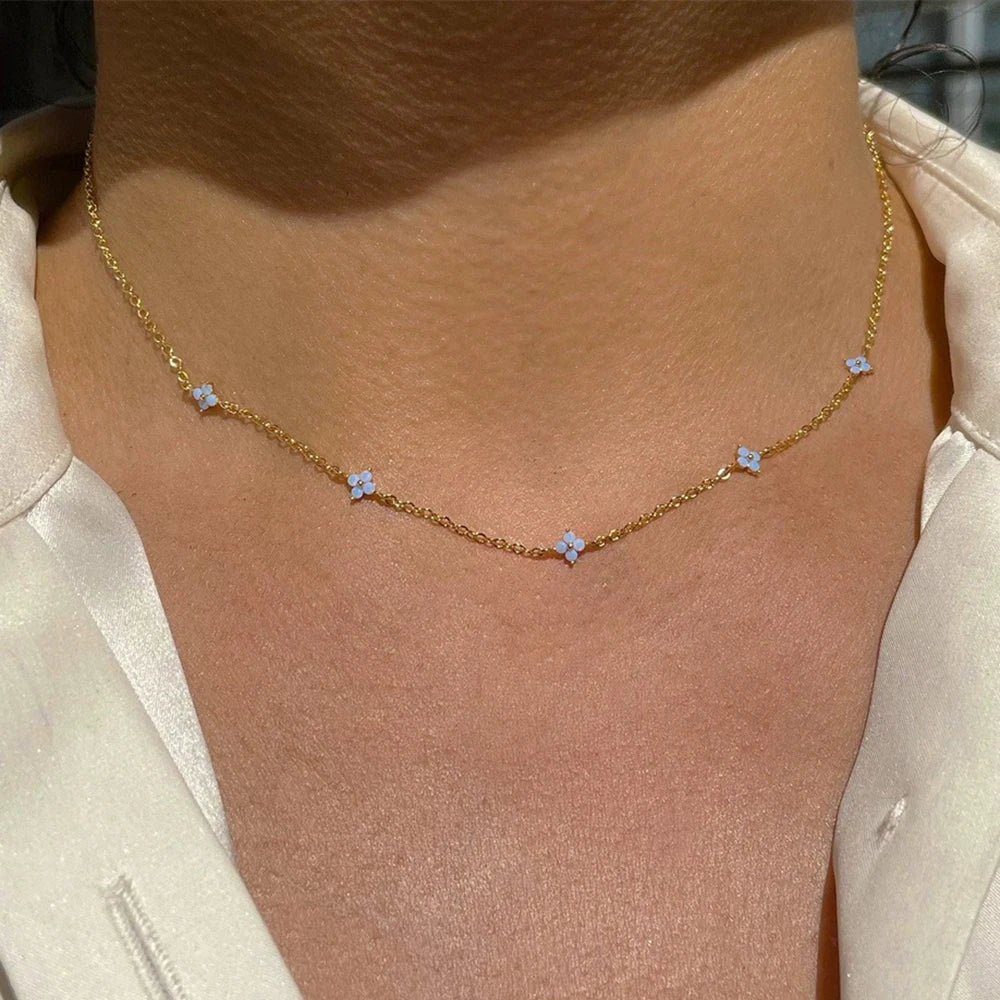 18K Gold Four-Leaf Zircon Necklace – Luxury Gift for Her