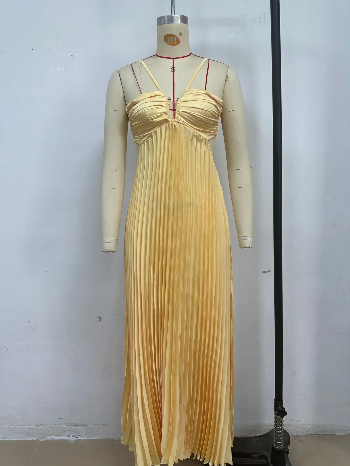 Women's Halter Backless Pleated Maxi Dress – Beach Vibes 2025