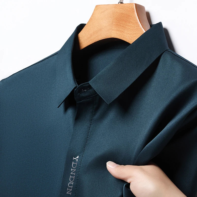 Men’s Business Casual Wrinkle-Resistant Dress Shirt – All Season