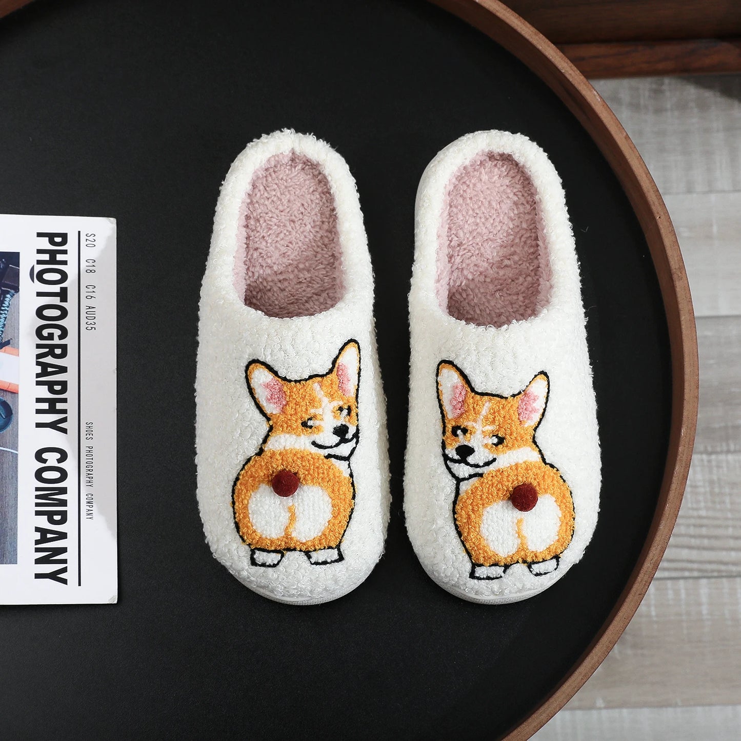 Corgi Pet Pattern Embroidered Plush Home Thick-Soled Comfortable Woolen Cotton Slippers Cute Warm Non-Slip Indoor Slippers Pet Mom Gift Dog Lovers Men and Women Can Wear