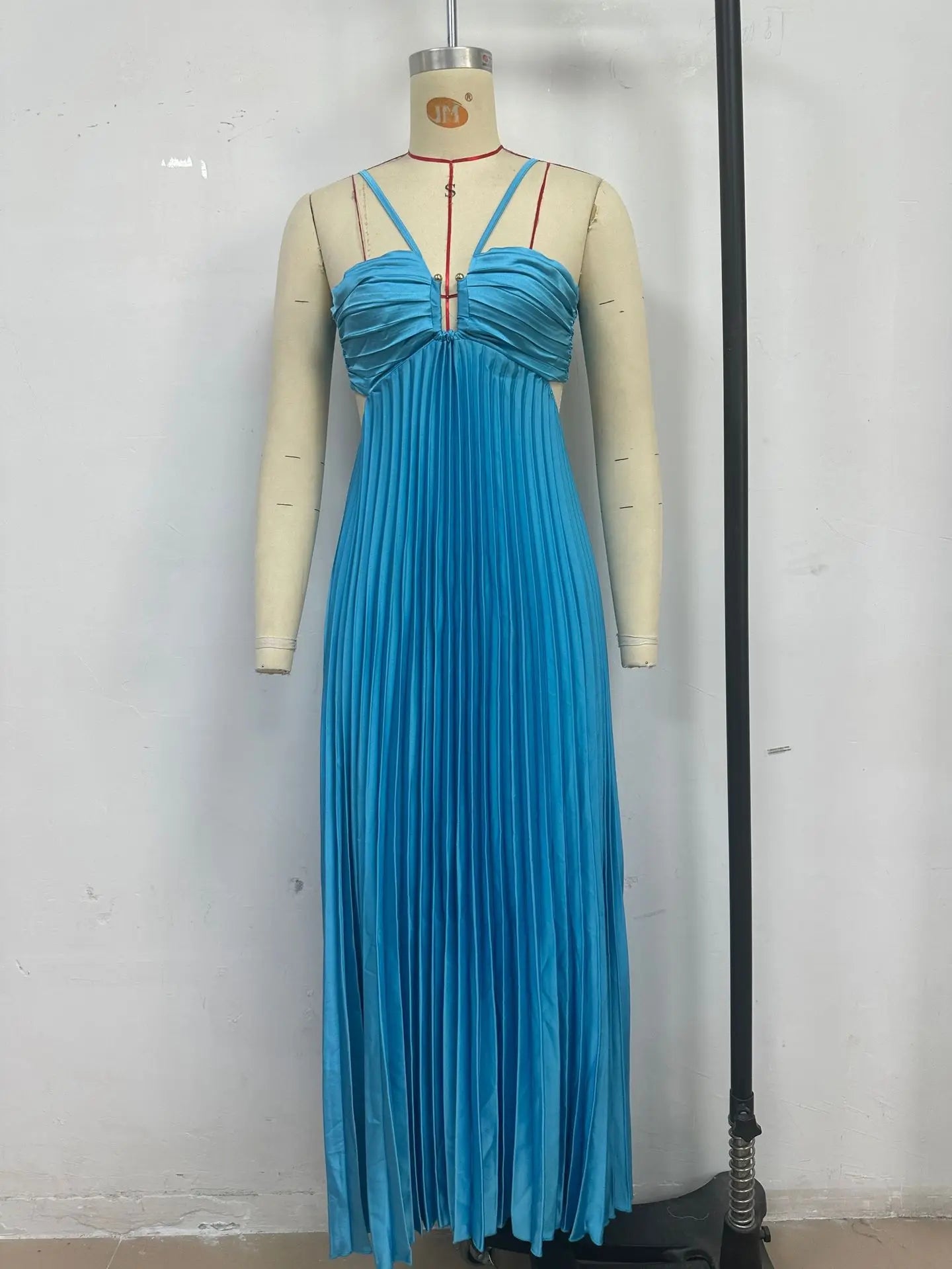 Women's Halter Backless Pleated Maxi Dress – Beach Vibes 2025