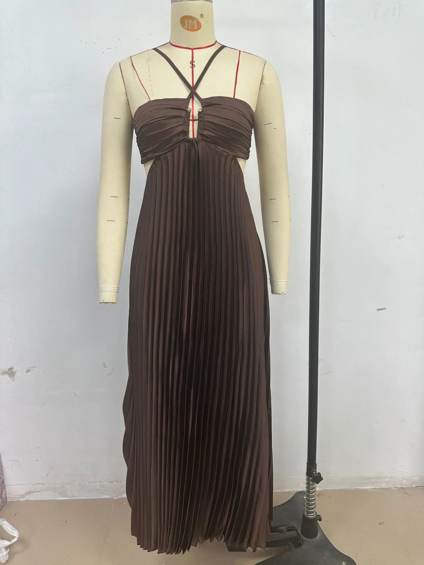 Women's Halter Backless Pleated Maxi Dress – Beach Vibes 2025
