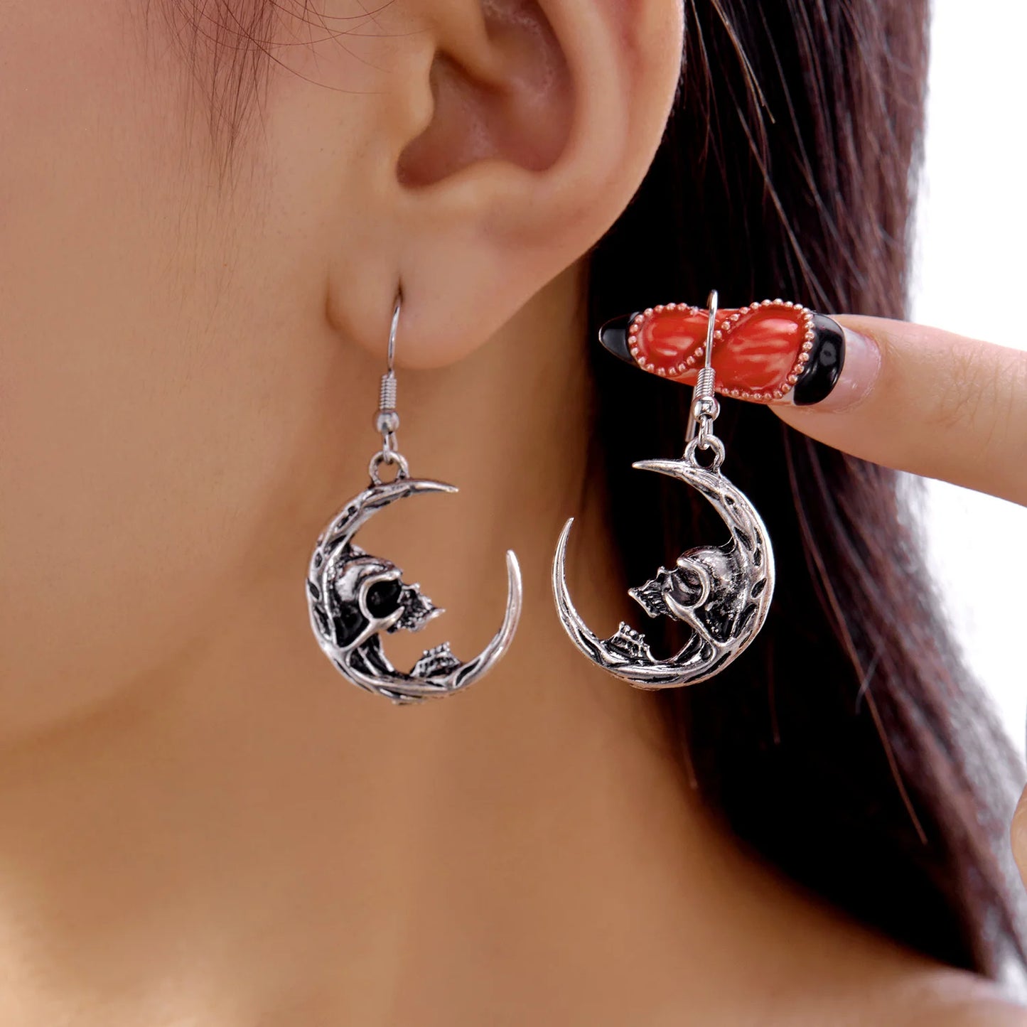 Halloween Skull Skeleton Drop Earrings for Women European and American Gothic Ghost Spider Web Dangle Earrings Punk Jewelry Gift