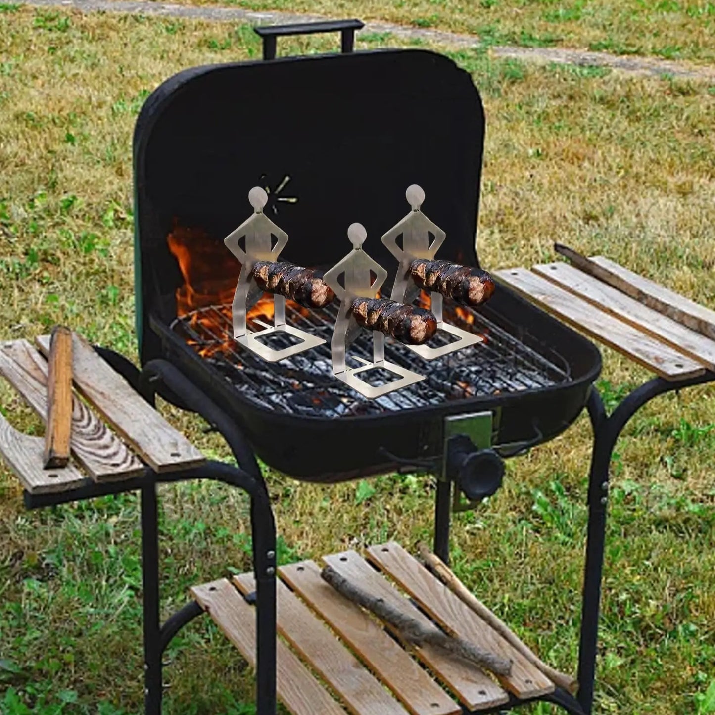 Funny BBQ Sausage Holder Stainless Steel Hot Dog Grill Holder Portable Camping Backpack Rack People Sausage Stand For Picnics