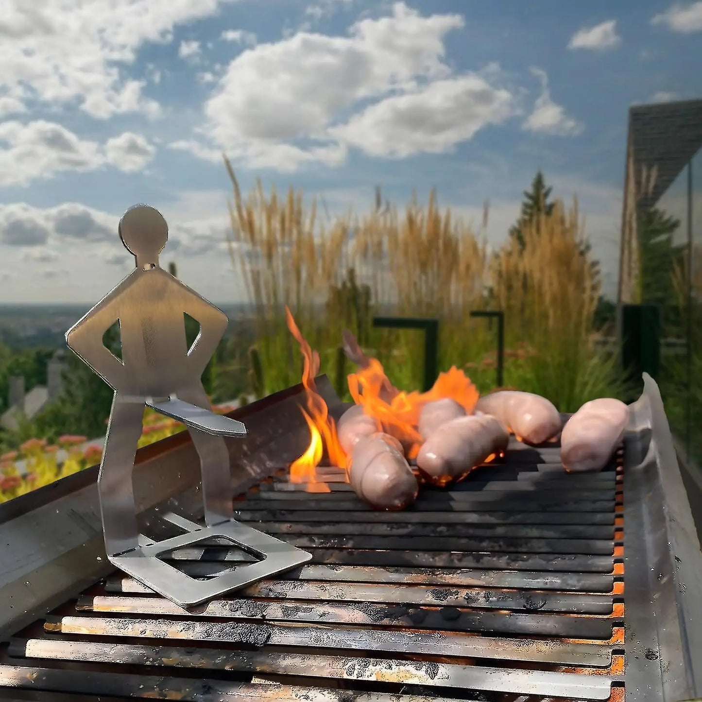 Funny BBQ Sausage Holder Stainless Steel Hot Dog Grill Holder Portable Camping Backpack Rack People Sausage Stand For Picnics