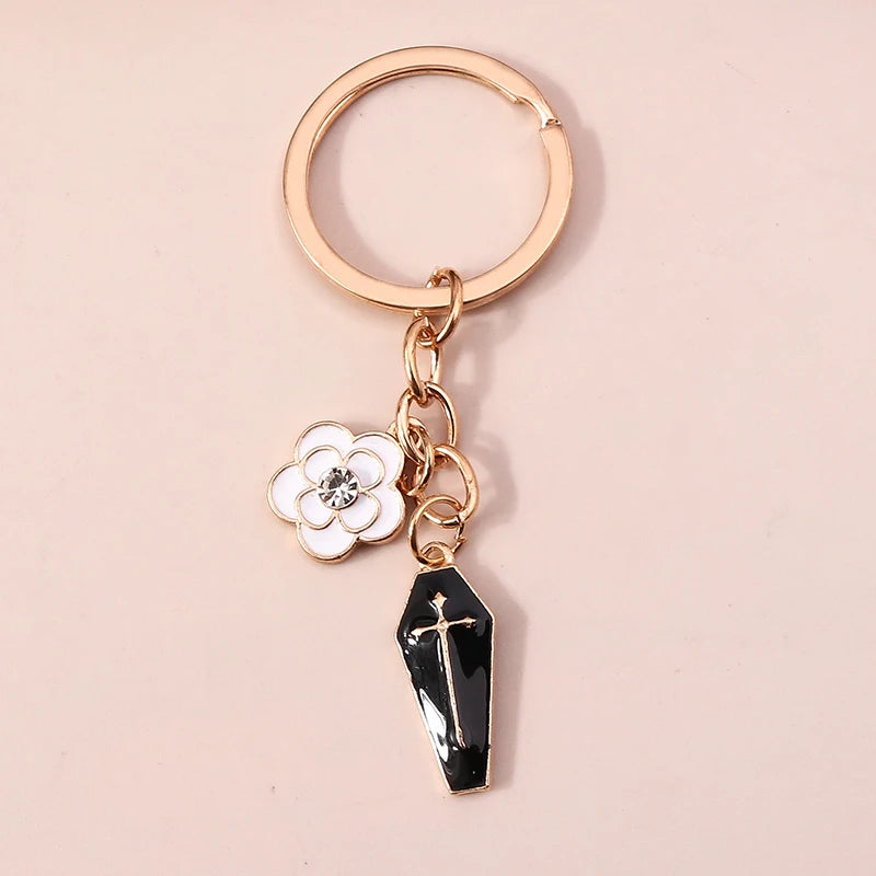 Aihua Gold Color Fashion Halloween Keychain Enamel Creepy Ghost Spider Mummy Pumpkin Keychains Keyring for Women Halloween Night