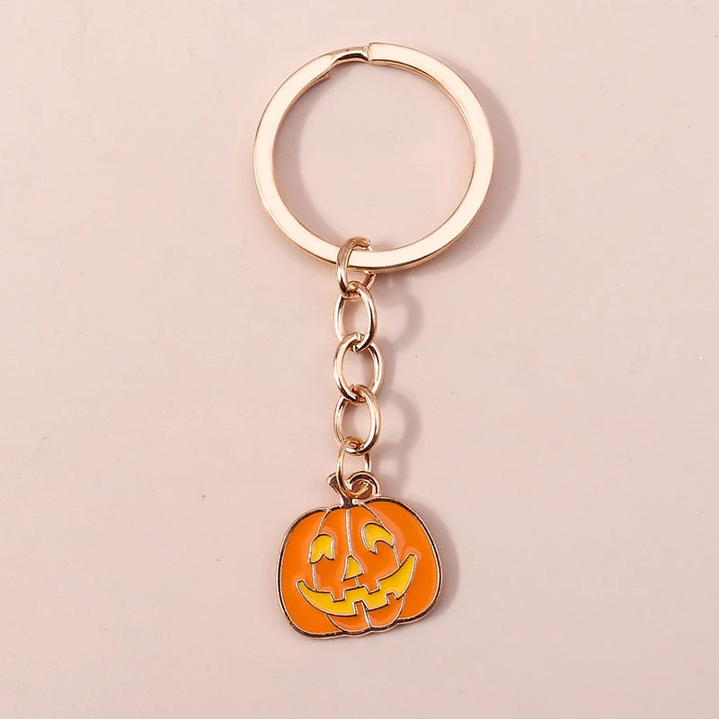 Aihua Gold Color Fashion Halloween Keychain Enamel Creepy Ghost Spider Mummy Pumpkin Keychains Keyring for Women Halloween Night
