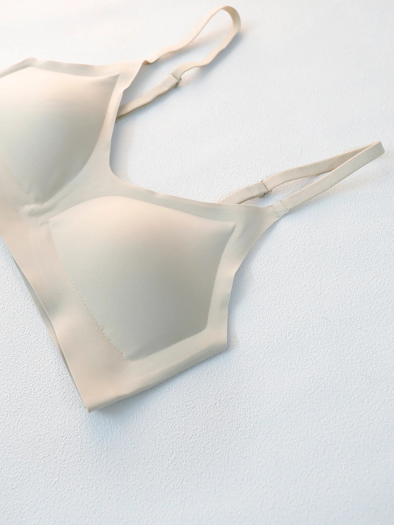 Seamless Wire-Free Bra - Ultra Soft, Breathable & Removable Pads