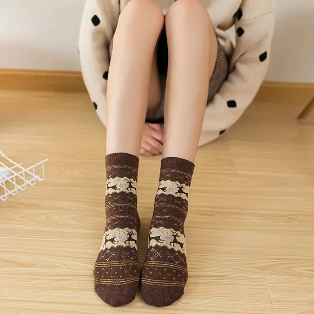 5/10 Pairs Deer Patterned Women Printed Thick Socks Suitable For Warm Soft Comfortable Christmas Stockings Autumn Winter Socks