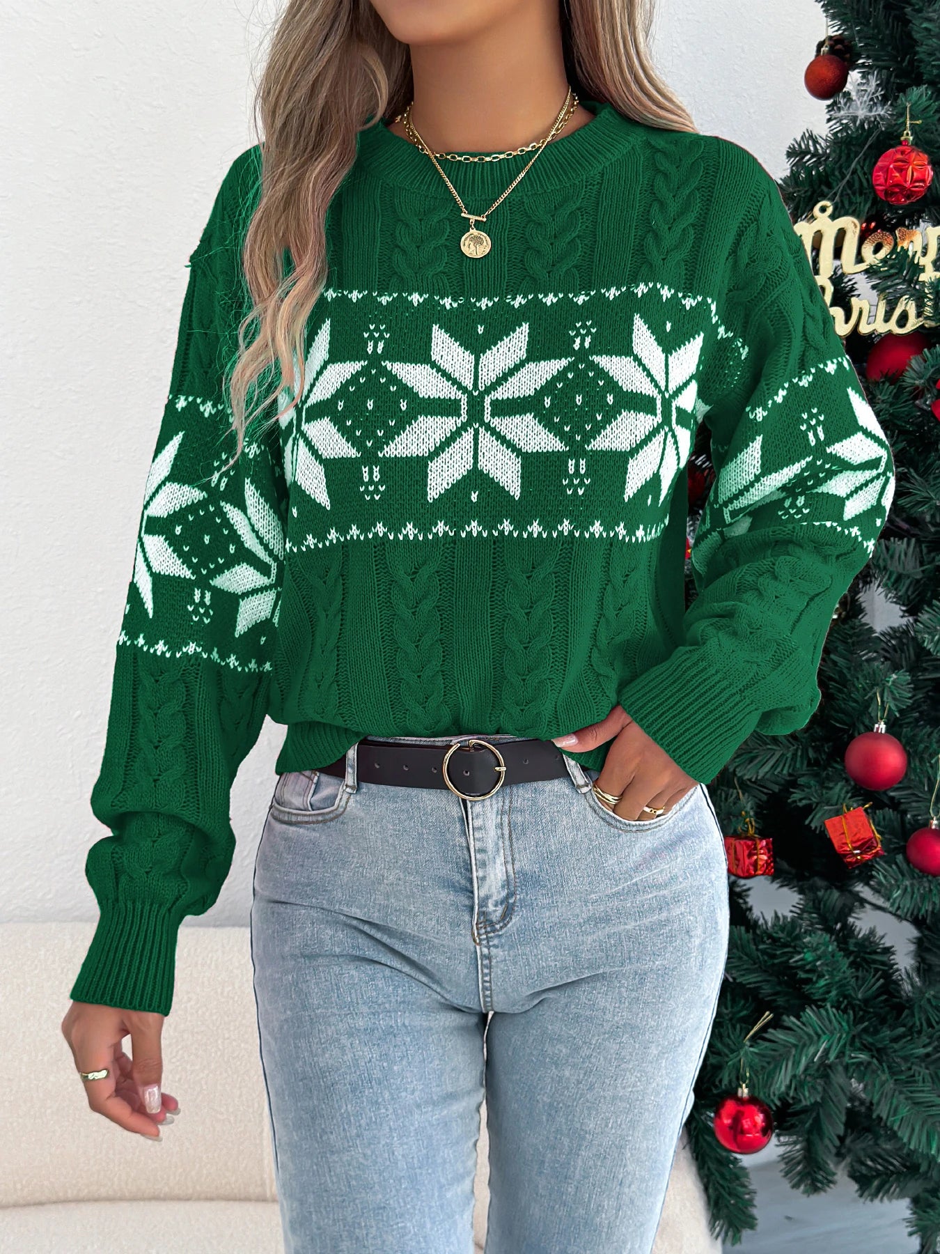 Christmas Woman Sweater Autumn Winter 2025 Casual Contrast Color Snowflake Pattern Knitted Tops Round Neck Long Sleeved Pullover