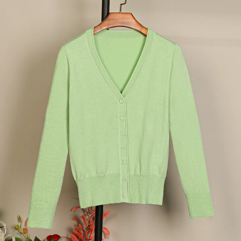 Black Cropped Cardigan Female Clothing Jersey Blouses Women's Coat Spring 2025 Long Sleeve Top Korean Fashion Knitted Sweater