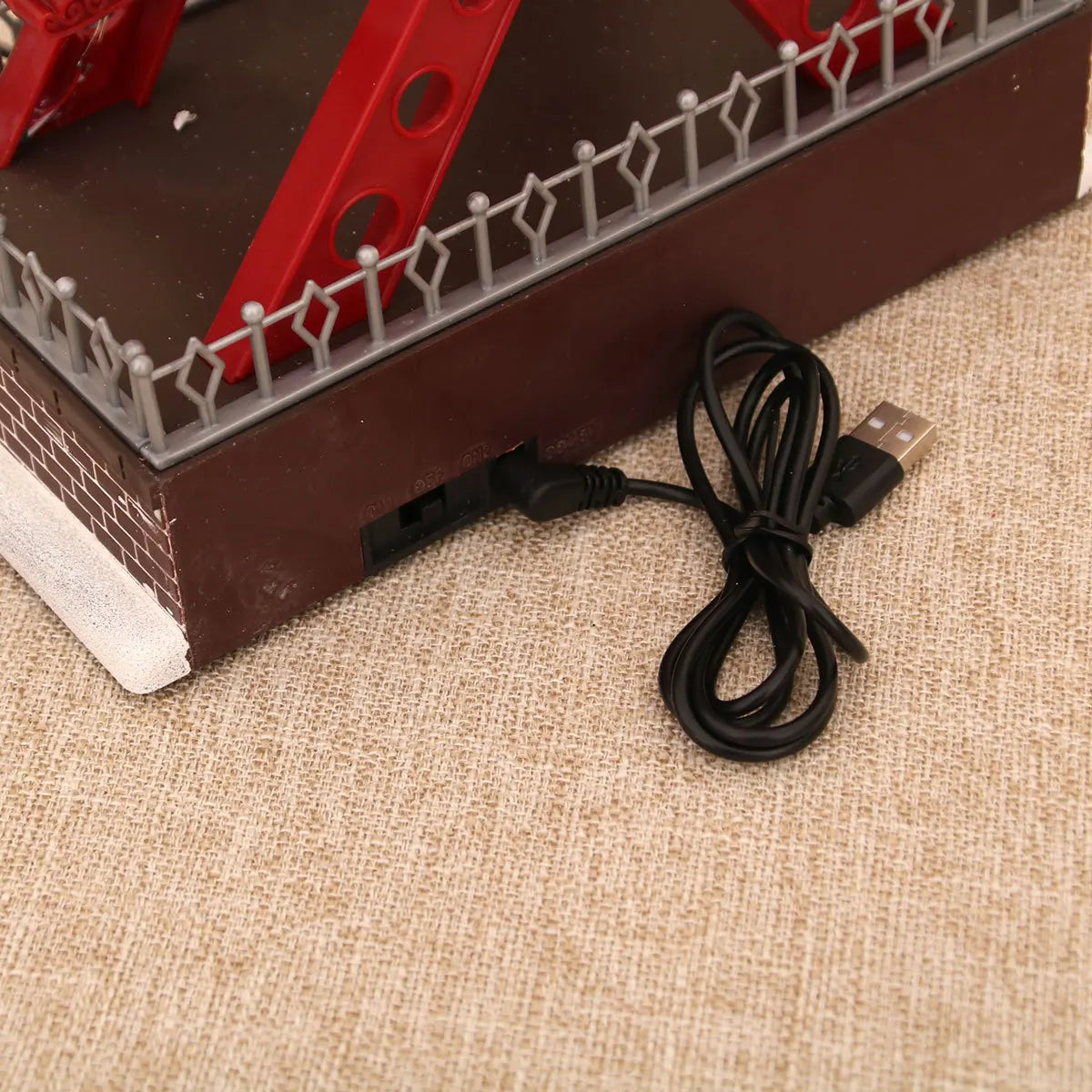 Xmas Santa Claus Spinning Light Up Ferris Wheel Octavo 2025 New Year Christmas Gift Christmas Home Party Decoration Ornament