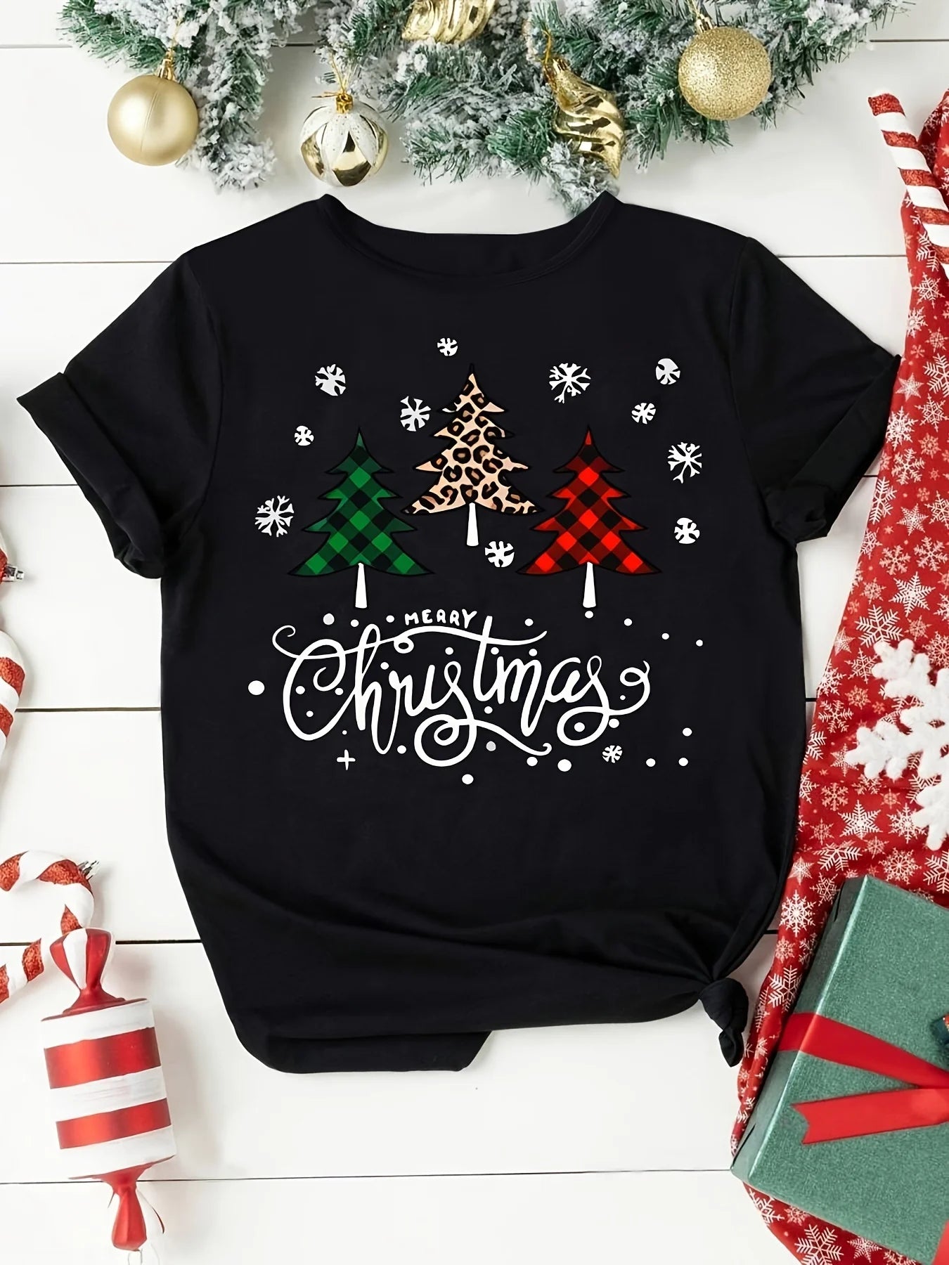 Women's Christmas Tree Print T-shirt Short Sleeve Round Neck Top for Summer Women's Clothing Harajuku Short Sleeve Casual