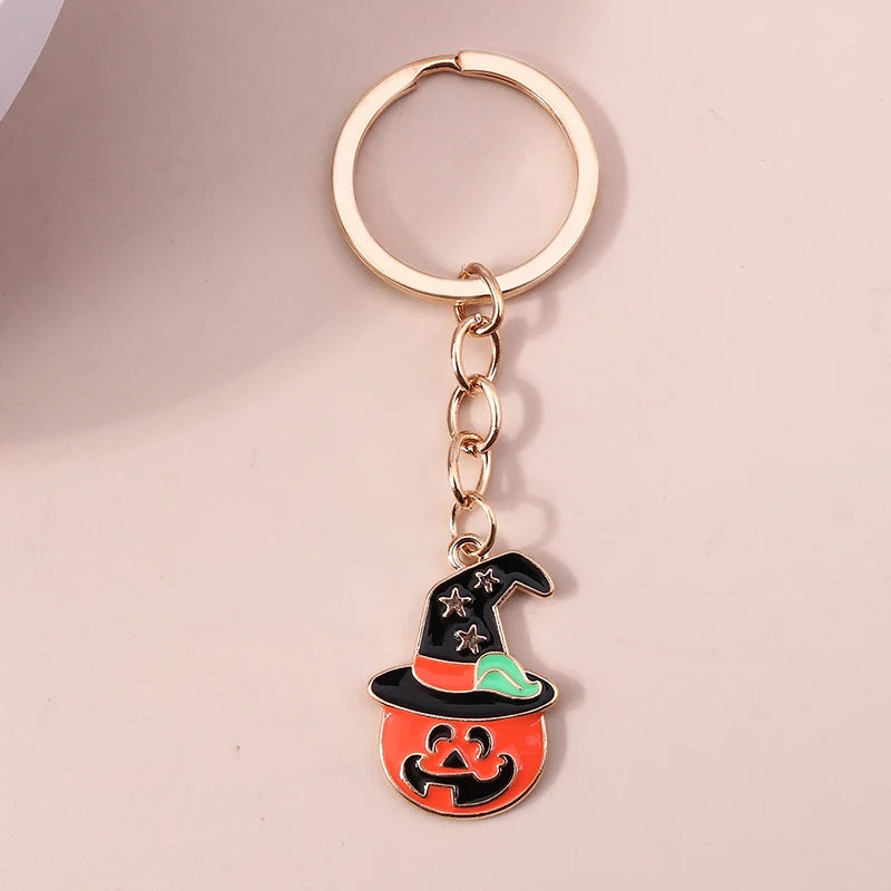 Aihua Gold Color Fashion Halloween Keychain Enamel Creepy Ghost Spider Mummy Pumpkin Keychains Keyring for Women Halloween Night