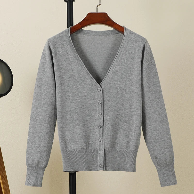 Black Cropped Cardigan Female Clothing Jersey Blouses Women's Coat Spring 2025 Long Sleeve Top Korean Fashion Knitted Sweater