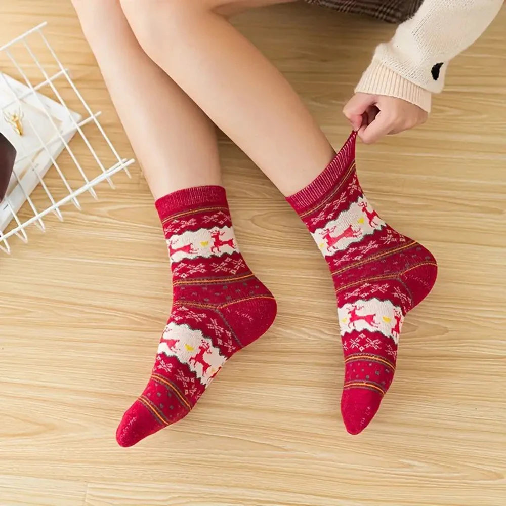 5/10 Pairs Deer Patterned Women Printed Thick Socks Suitable For Warm Soft Comfortable Christmas Stockings Autumn Winter Socks