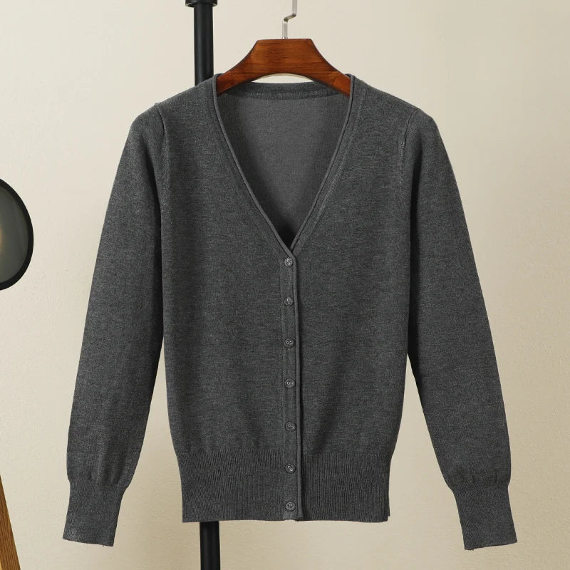 Black Cropped Cardigan Female Clothing Jersey Blouses Women's Coat Spring 2025 Long Sleeve Top Korean Fashion Knitted Sweater