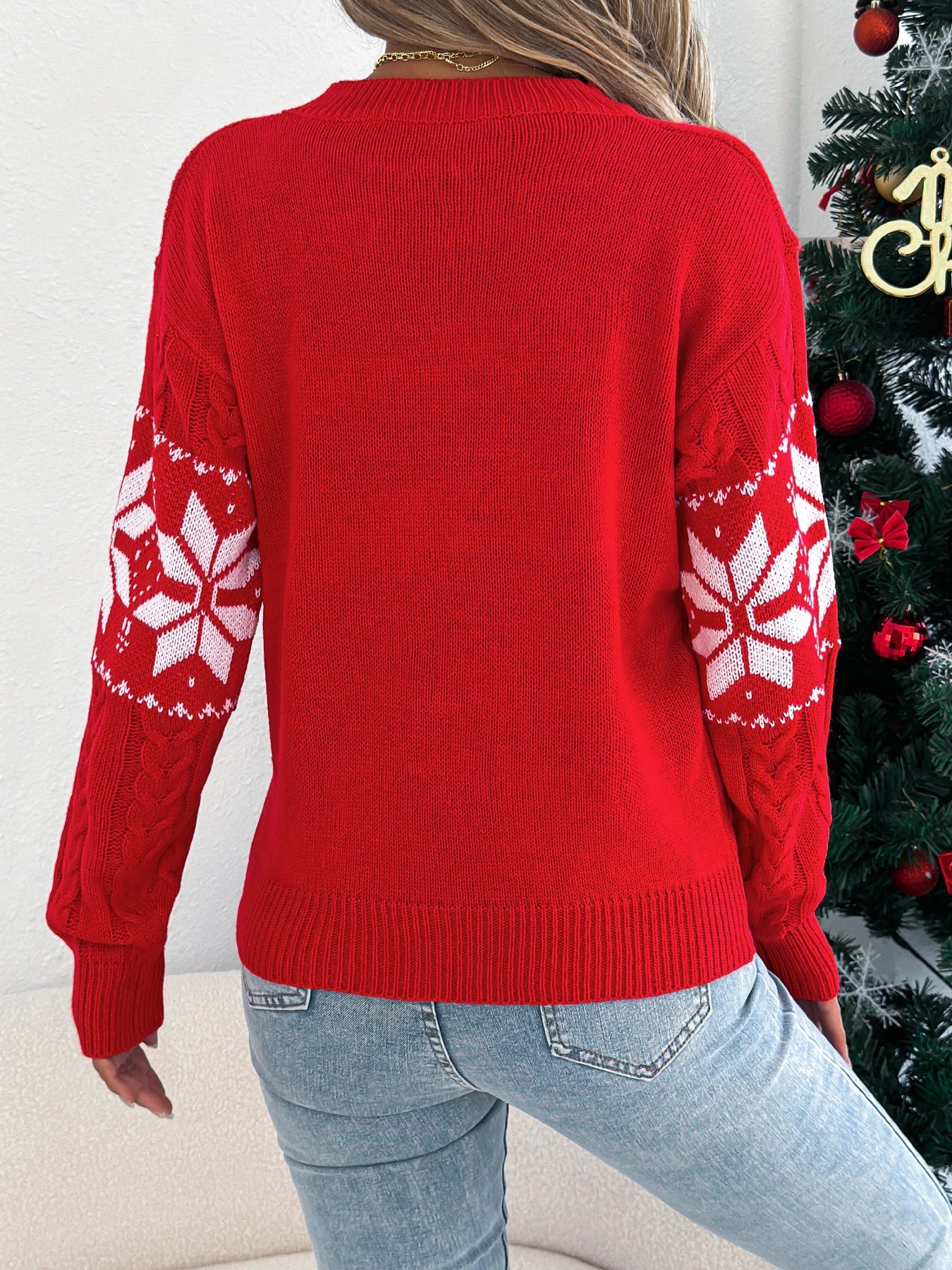 Christmas Woman Sweater Autumn Winter 2025 Casual Contrast Color Snowflake Pattern Knitted Tops Round Neck Long Sleeved Pullover