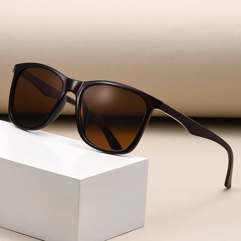Brand Design 2025 Fashion New Polygonal Metal Sunglasses Retro Ladies Glasses Classic Trend Luxury Driving Travel Eyewear
