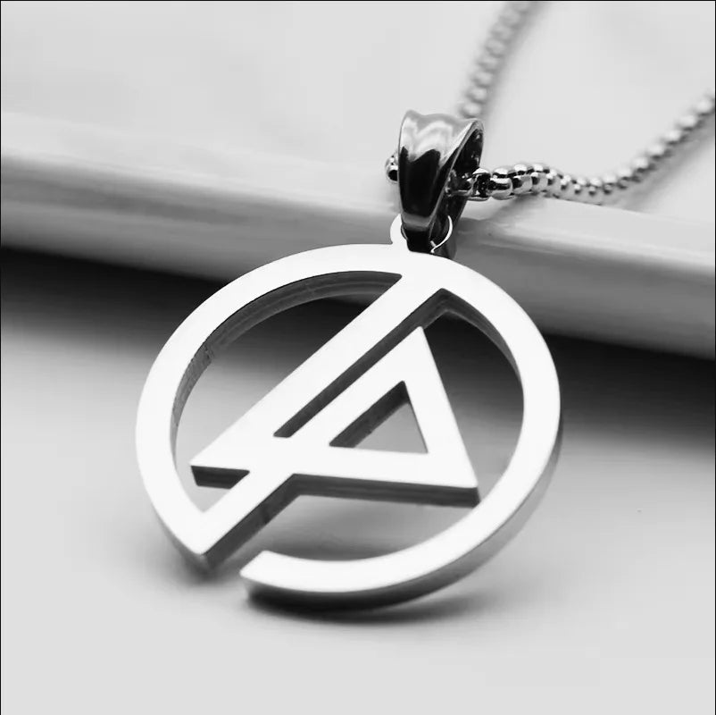New Personalized Stainless Steel Tree Of Life Pendant Necklace Jewelry Accessories For Men And Women Jewelry Gifts Wholesale